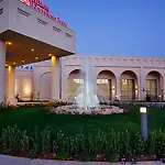 Hilton Garden West 4*