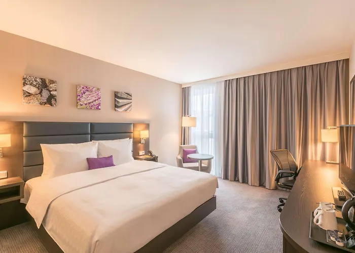 Hilton Garden West 4* München