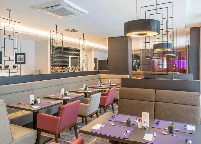 Hilton Garden West Szálloda