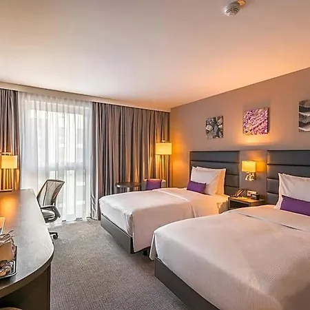 Hilton Garden West Otel 4*