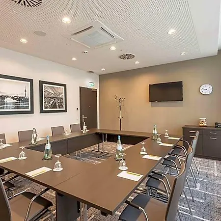 Otel Hilton Garden West 4*