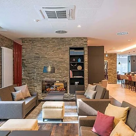 Hilton Garden West 4*