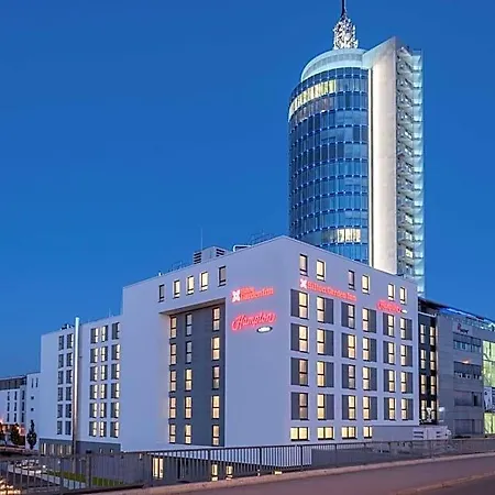 Hilton Garden West