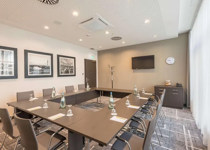 Hilton Garden West فندق ميونيخ