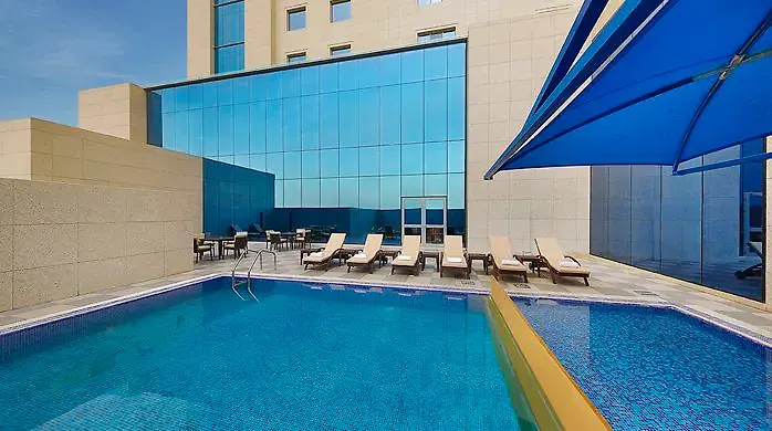 فندق Hilton Garden West