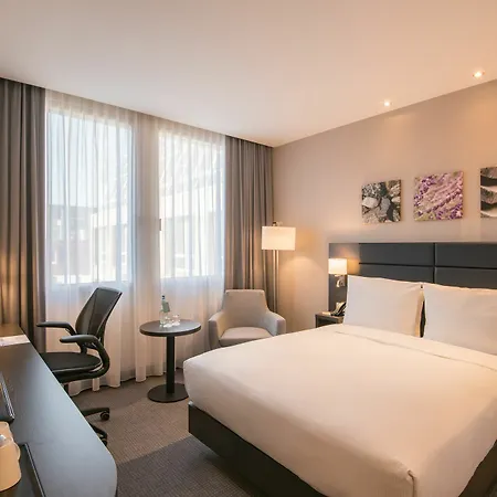 Hilton Garden West 4* Munich